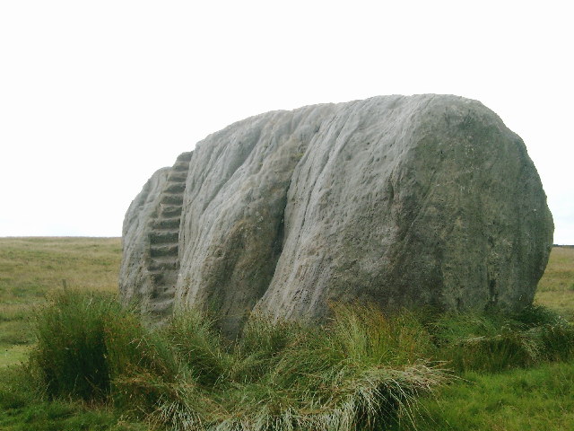 TheBigStone mike and Kirsty Grundy cc by-sa2