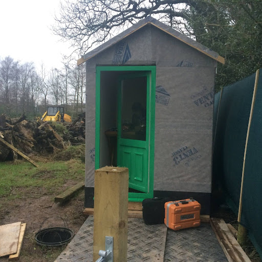goose hut