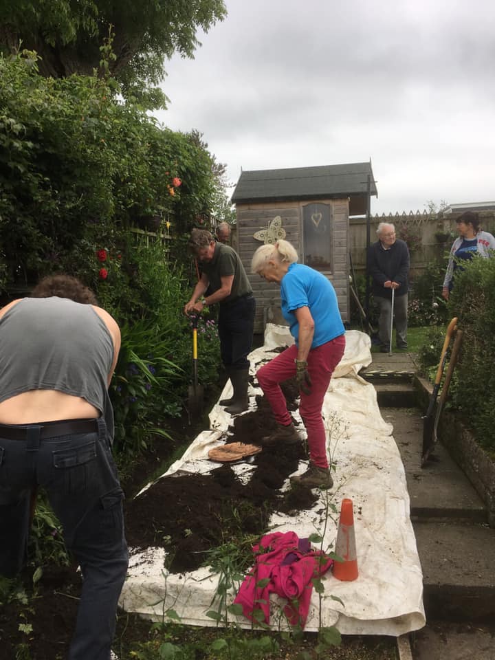 over kellet garden